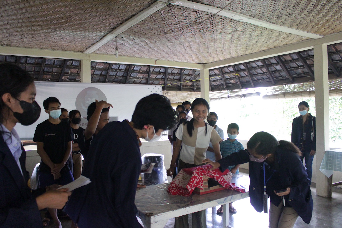The FMIPA Student Representative Council holds a Social Service at the Salam Orphanage