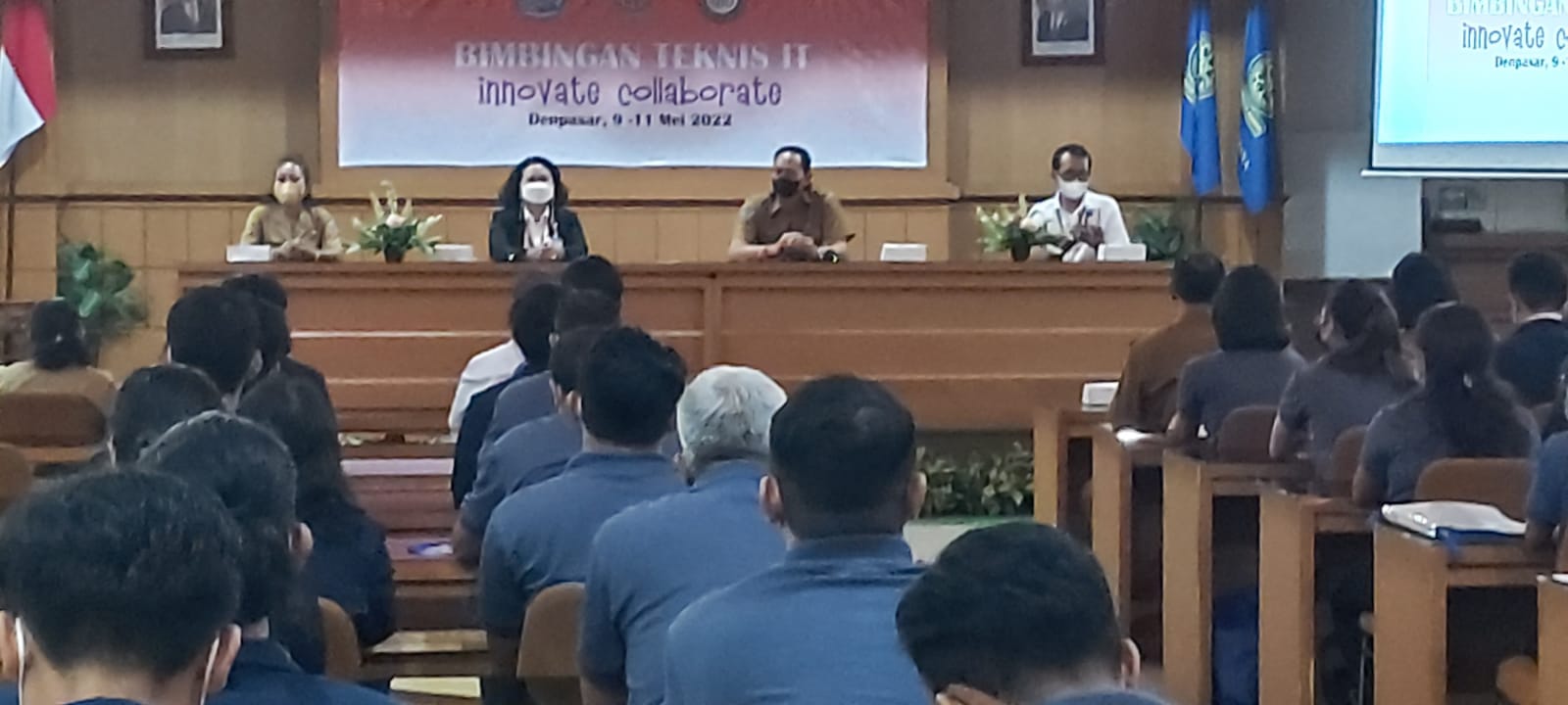 Faculty of Mathematics and Natural Sciences, Udayana University and the Denpasar City Cooperatives and MSMEs Department held IT Technology Bimtek